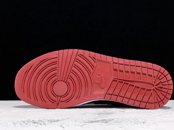 653532-002 - Mountain 1 Lance Black SB Jordan Air 0813